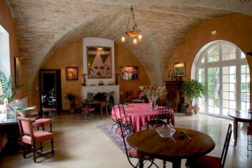 Domaine Du Grand Malherbes Aimargues Exteriör bild